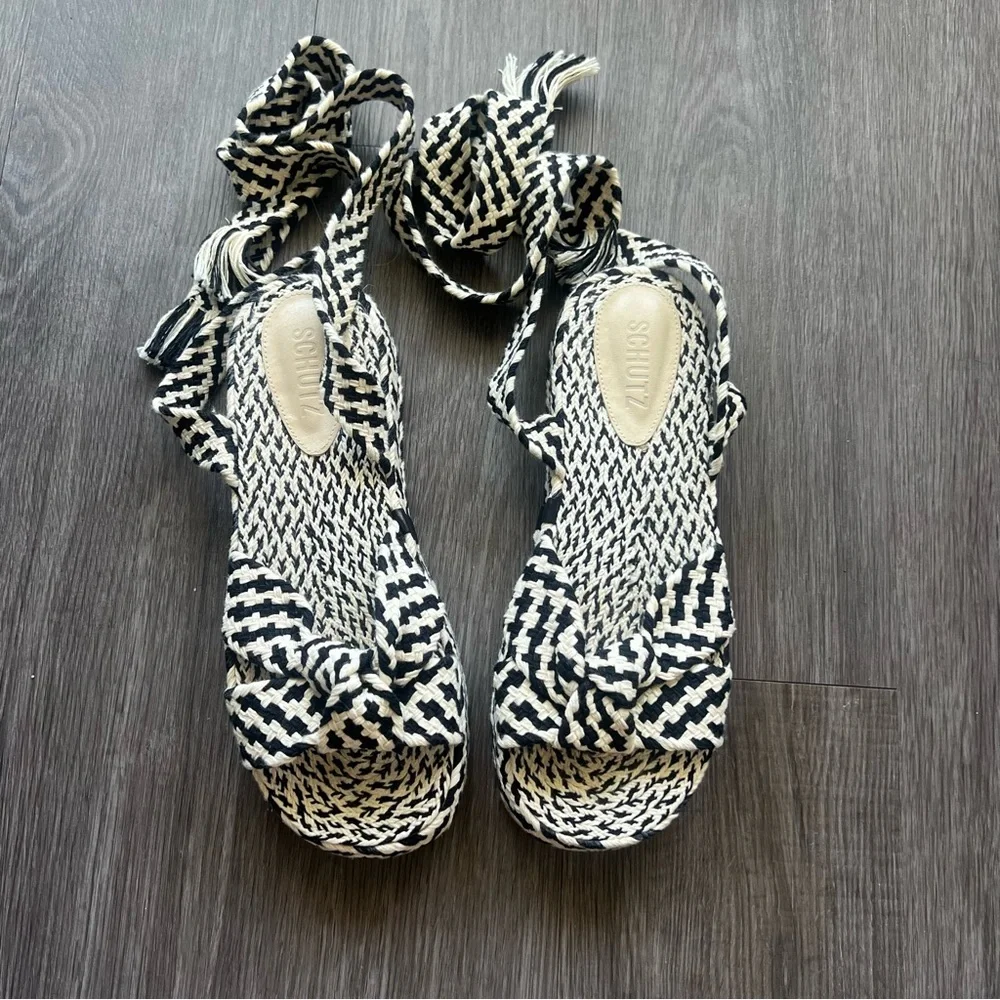 SCHUTZ Joni Platform Woven Black White Tie Sandals Women's Shoe Size 8.5